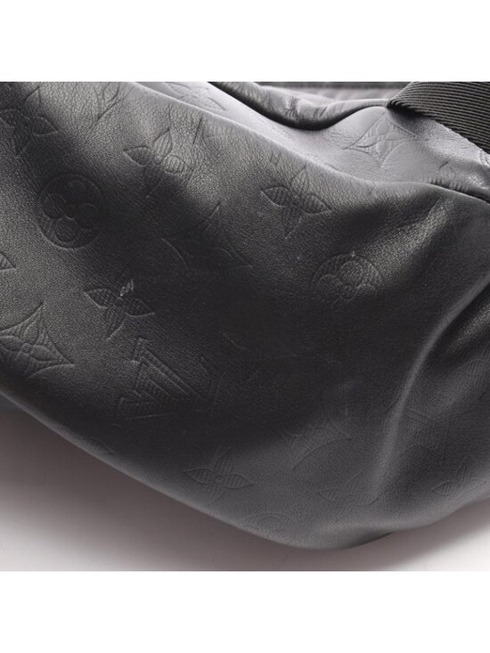 Louis Vuitton Backpack Discovery Noir Leather main image 14